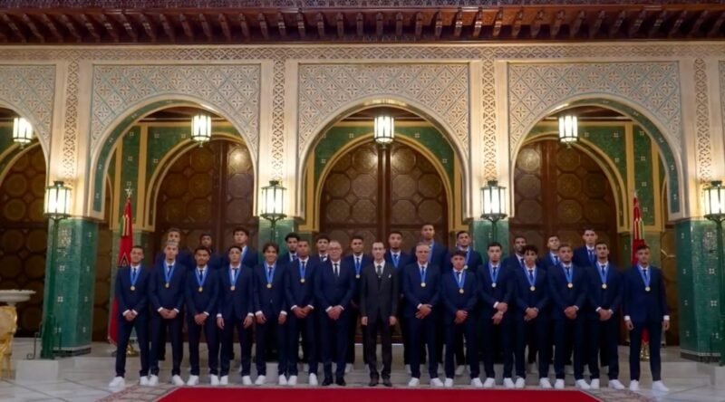 صاحب السمو الملكي مولاي الحسن يستقبل الأبطال